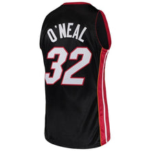 Load image into Gallery viewer, 32-Shaquille O'Neal Miami Heat  2005-06 Hardwood Classics  - Black